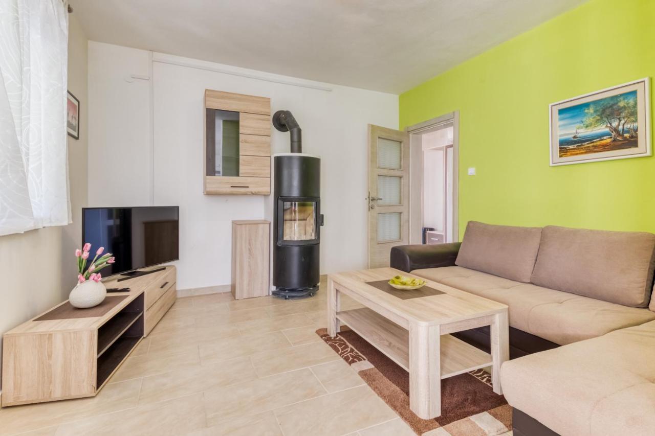 Apartmani Leptir Раковица Экстерьер фото