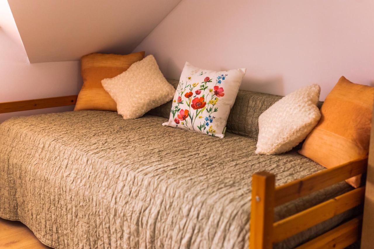 Apartmani Leptir Раковица Экстерьер фото