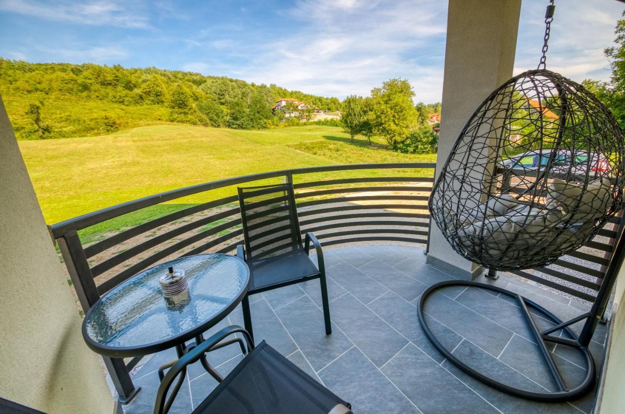 Apartmani Leptir Раковица Экстерьер фото