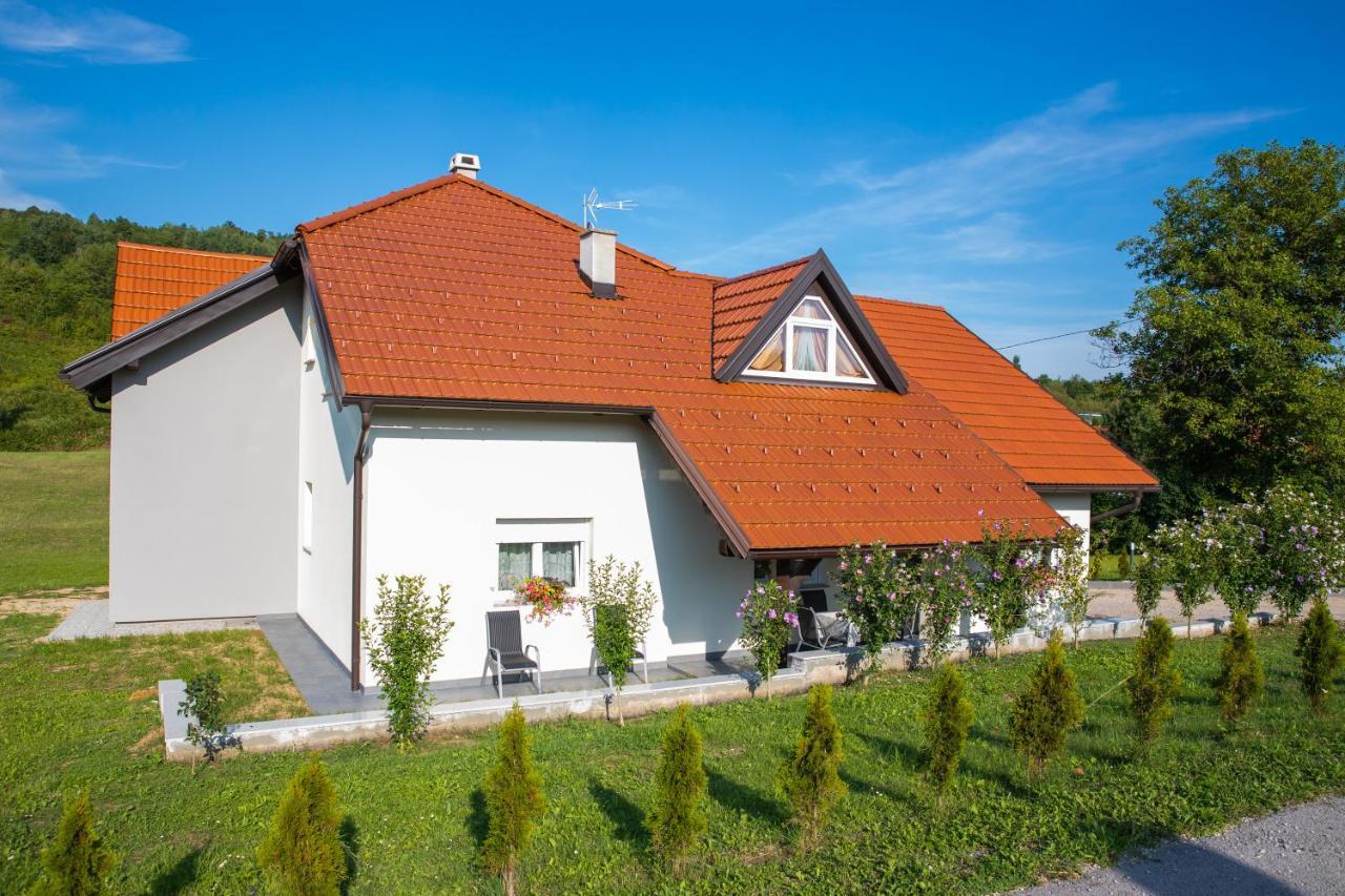 Apartmani Leptir Раковица Экстерьер фото