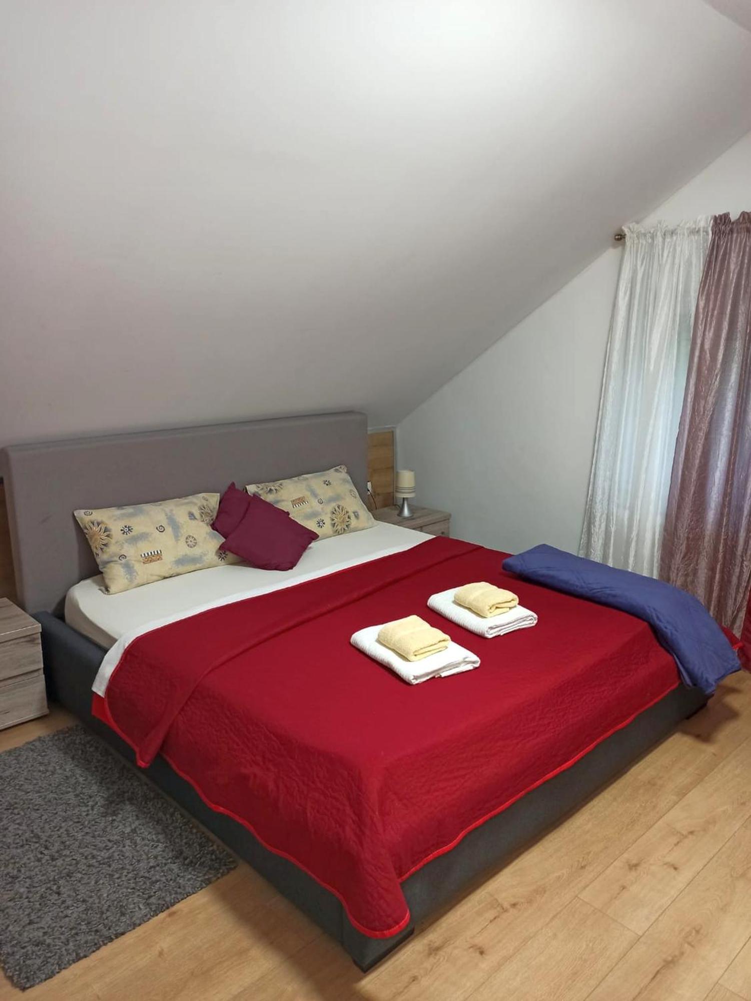 Apartmani Leptir Раковица Экстерьер фото