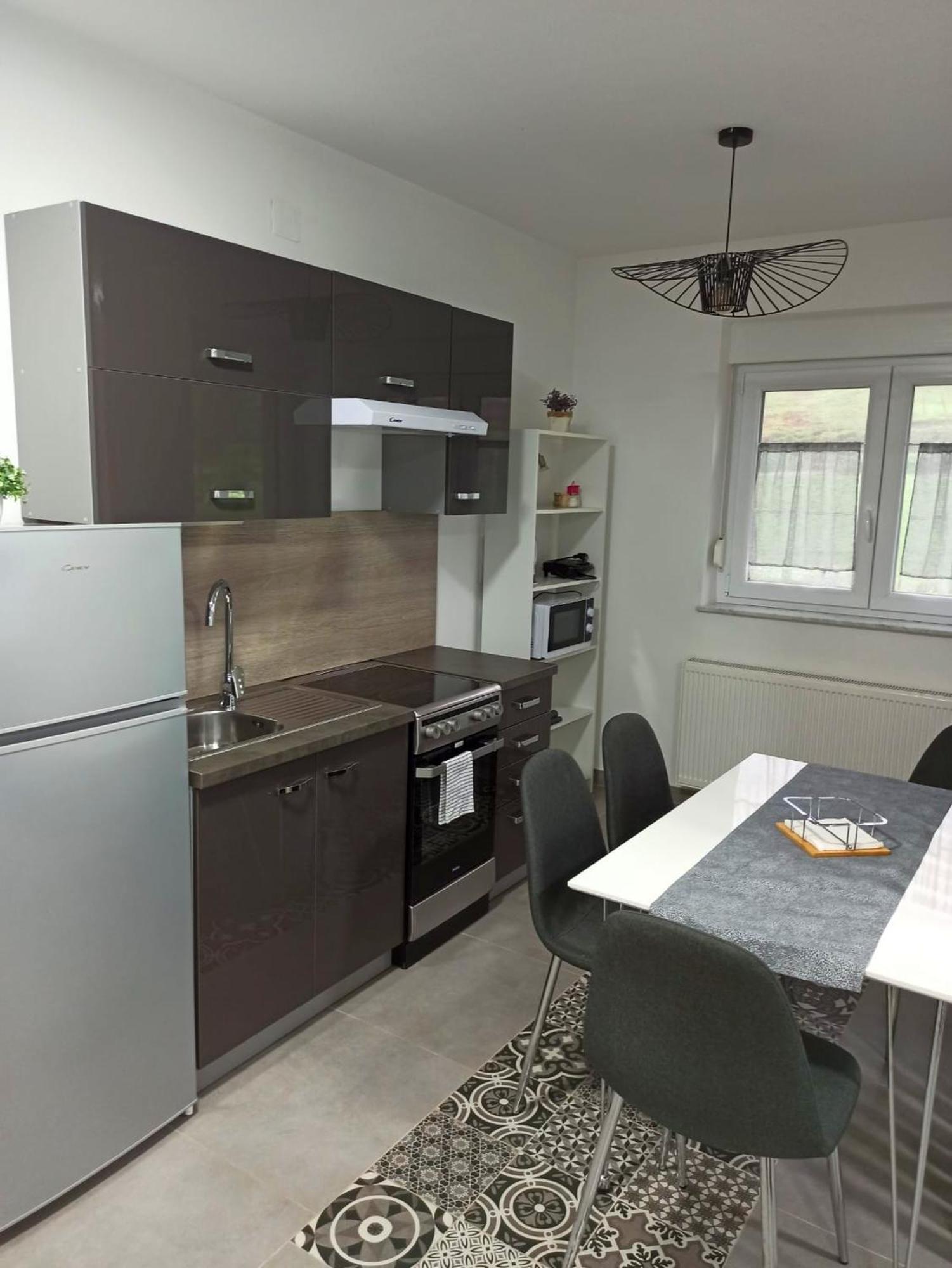 Apartmani Leptir Раковица Экстерьер фото
